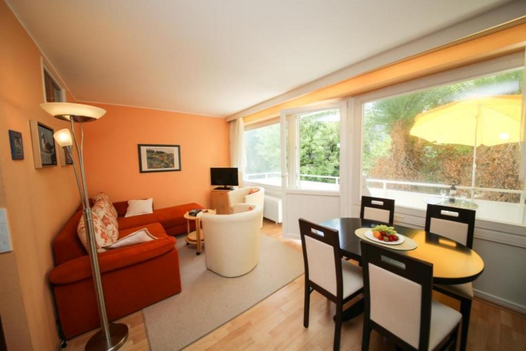 Ferienwohnung Strandhotel 샬베우츠 외부 사진